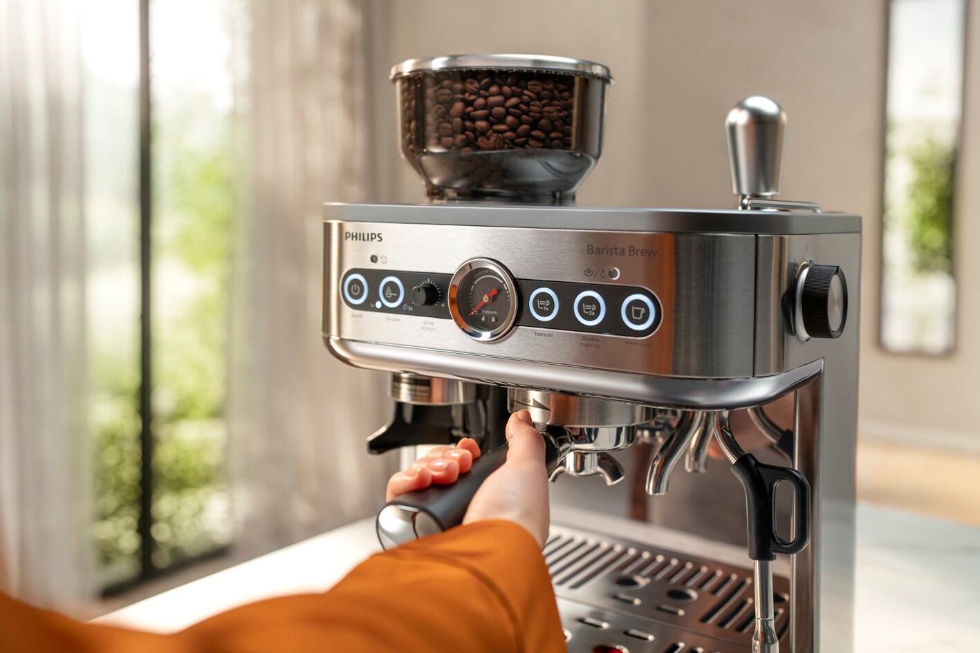 Pagatavojiet kafiju ar Philips Barista Brew